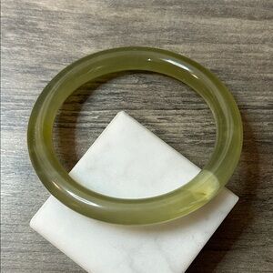 Beautiful faux jade bangle bracelet #776